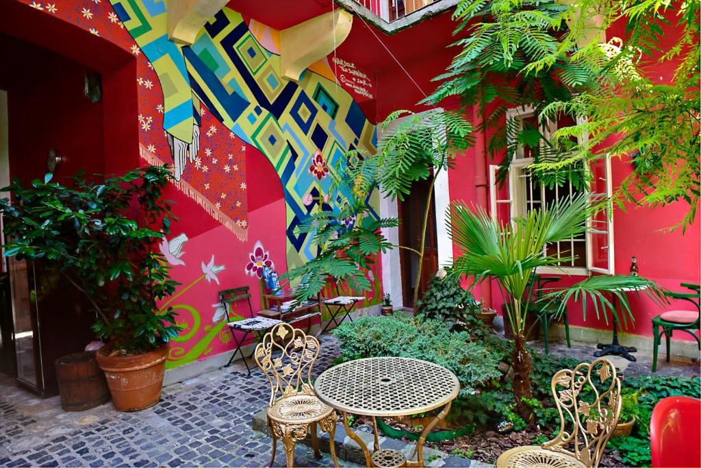 Santico Art Hotel And Hostel Budapest Exterior photo