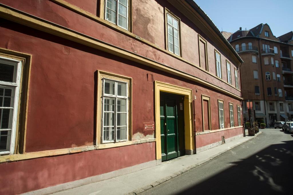 Santico Art Hotel And Hostel Budapest Exterior photo