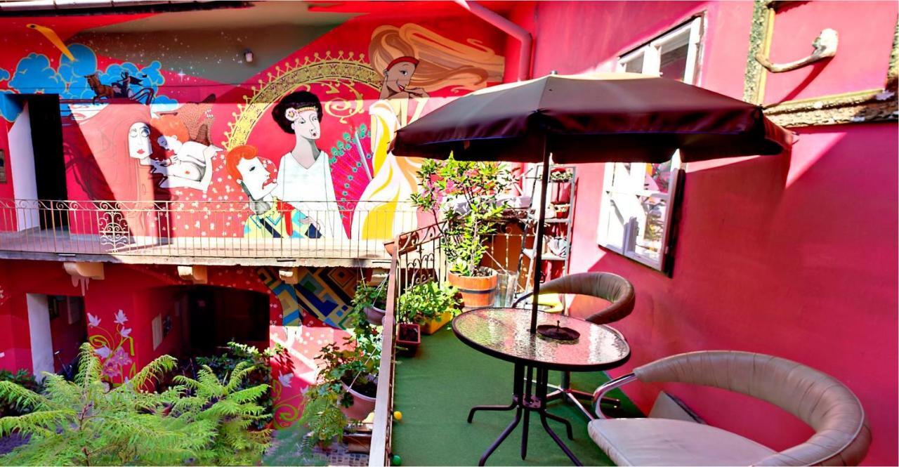 Santico Art Hotel And Hostel Budapest Room photo
